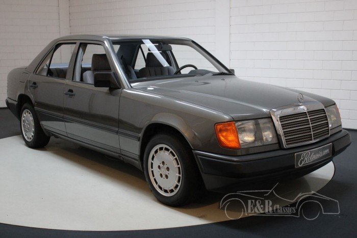 Mercedes-Benz 200 1989 na prodej