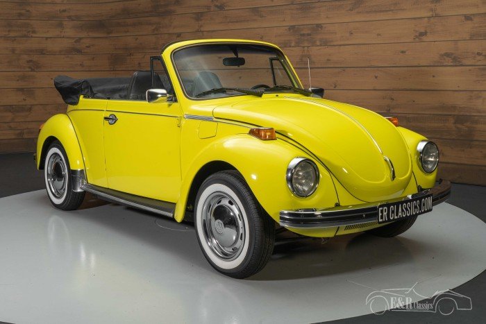 Vând Volkswagen Beetle Cabriolet
