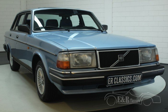 Predám Volvo 240 GL Saloon 1988