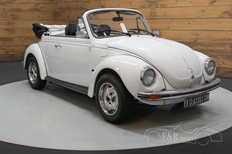 Vende-se Volkswagen Beetle Cabriolet