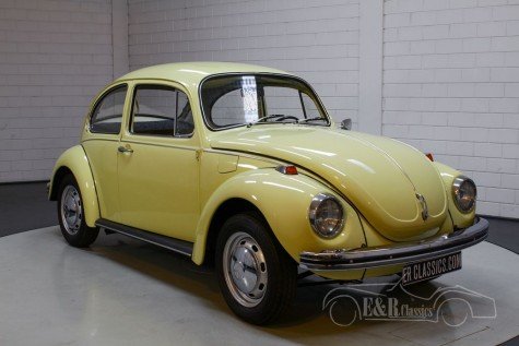 Vând Volkswagen Beetle