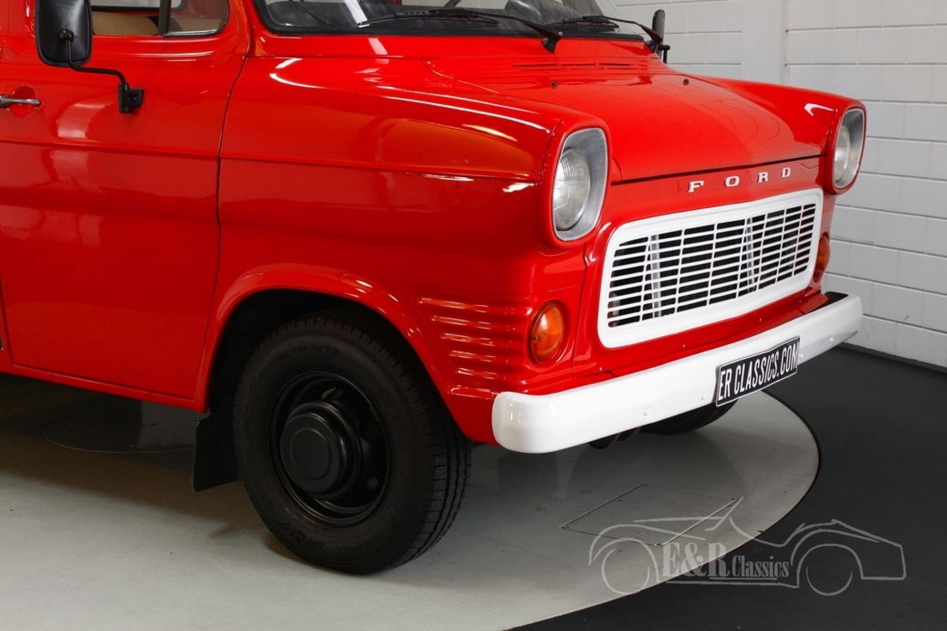 Ford transit 1977 discount
