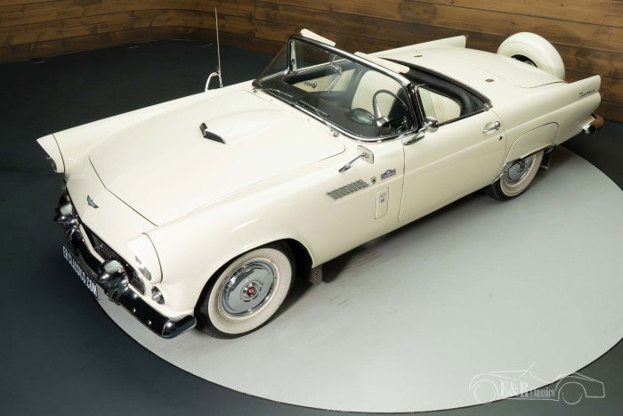 Ford Thunderbird a vendre