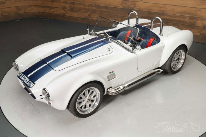 Sixty-Five Roadster a vendre